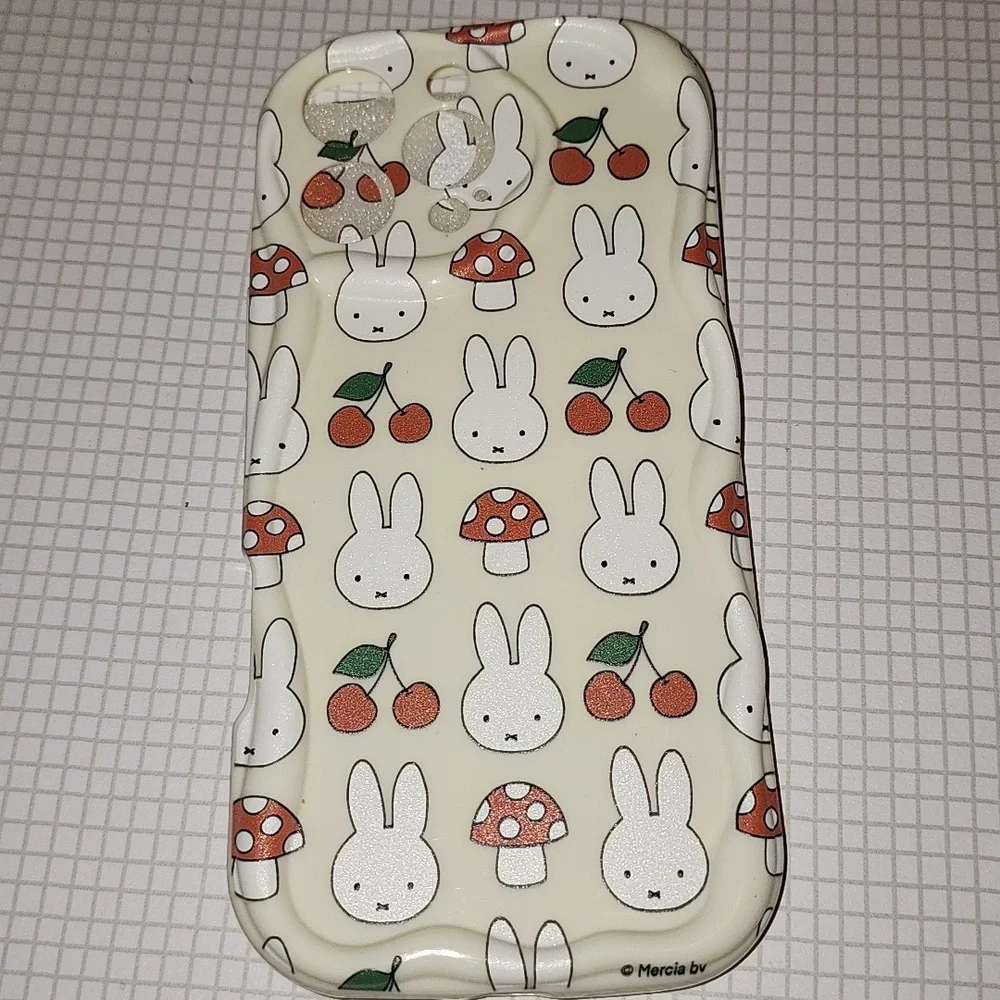 Brand new Apple IPhone 16 Pro Max Miffy Silicone Phone case